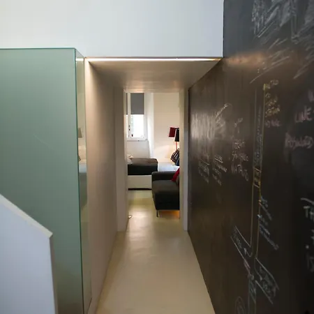 Modern Loft In The Center Of *
